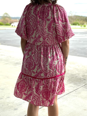 pink/white paisley dress