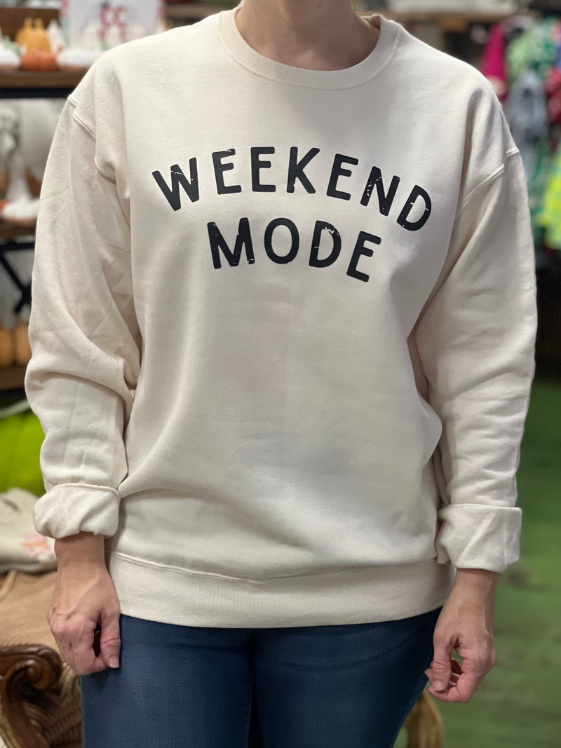 weekend mode sweatshirt