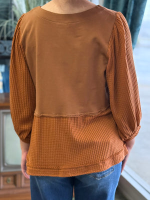 brown waffle knit top H6