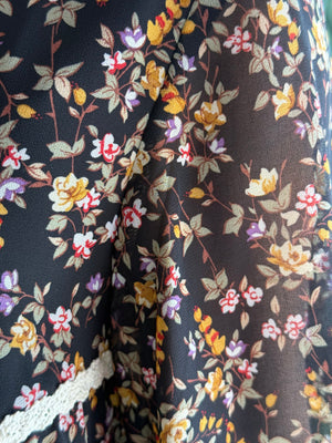 black vintage floral dress V15