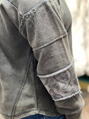 black paisley sleeve pullover B14