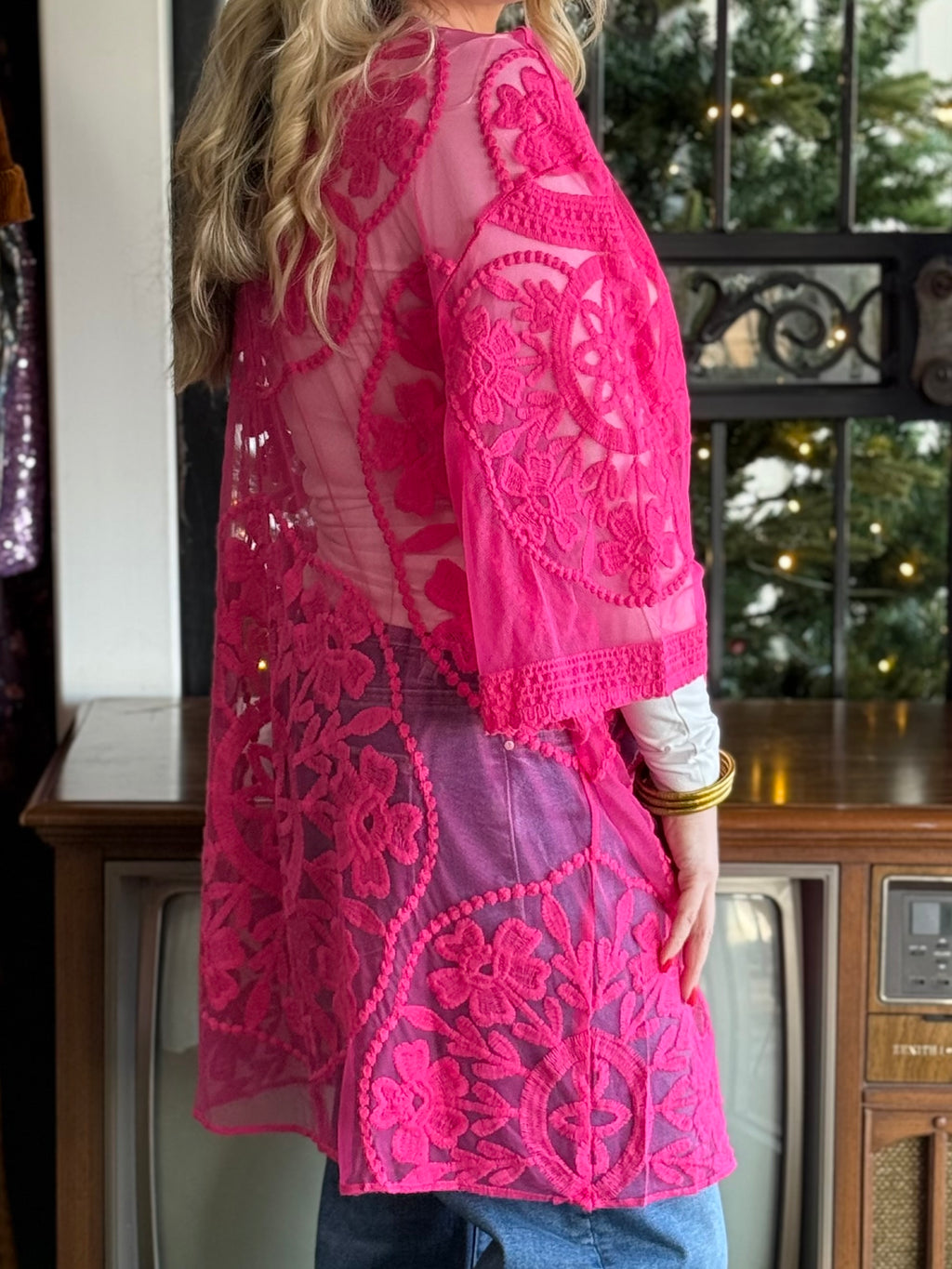 bright pink lace kimono B42