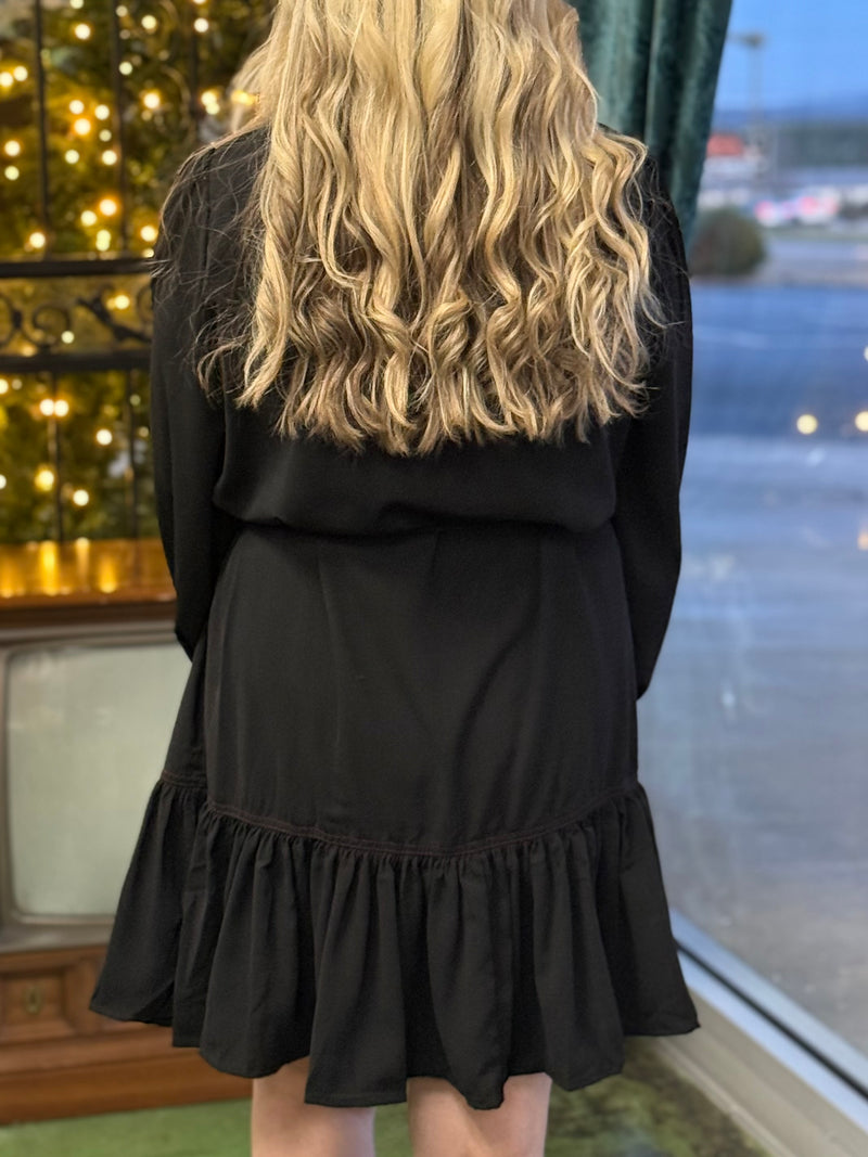 black and red dress B39